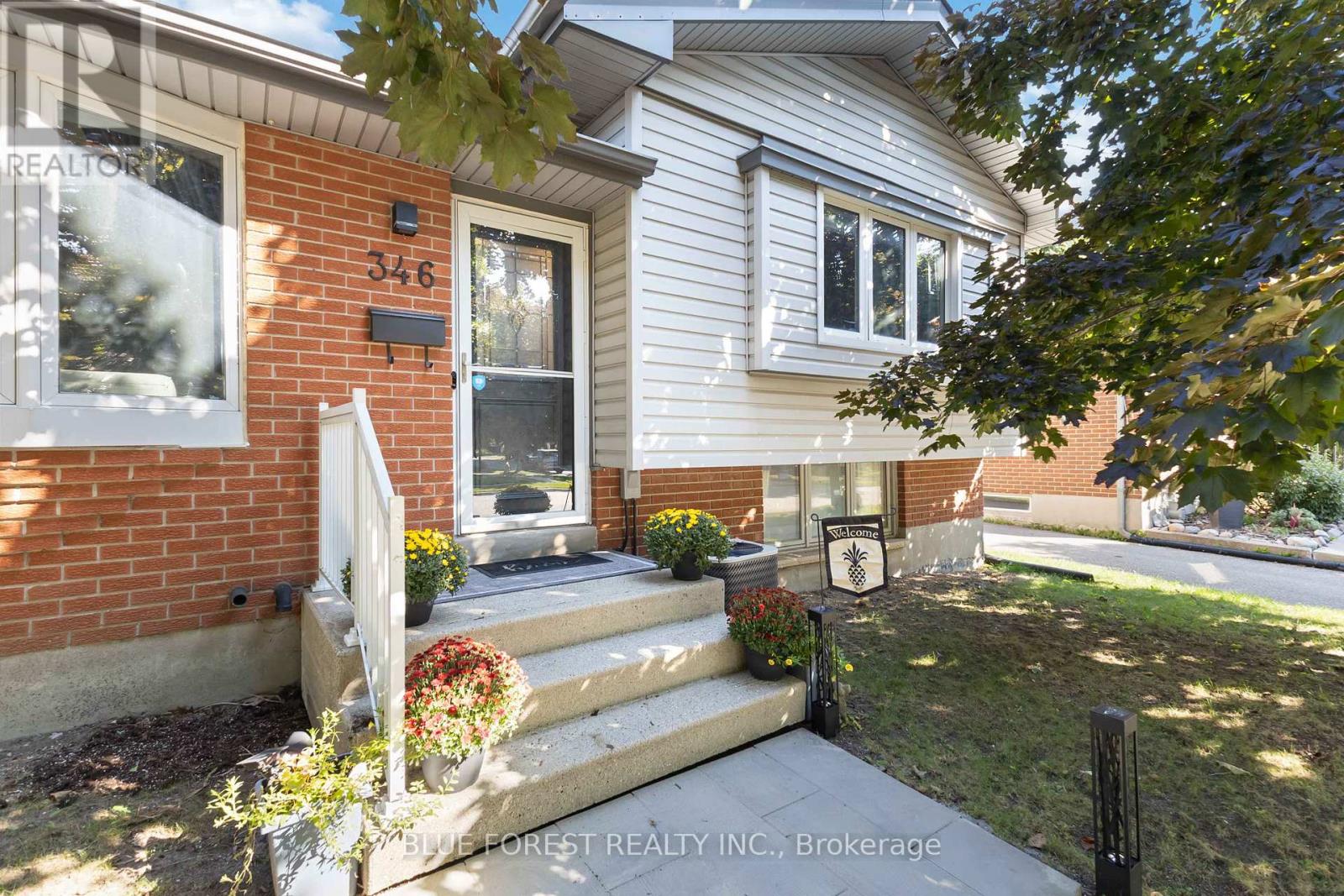 346 Blackacres Blvd, London, ON N6G 3C9