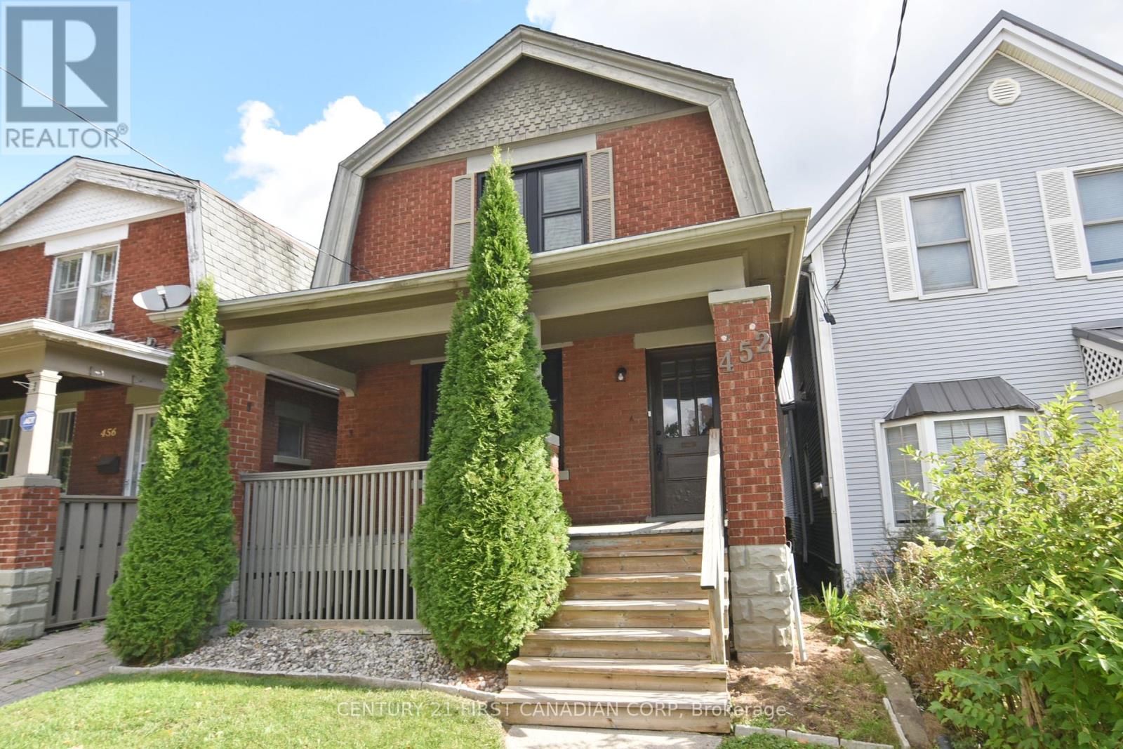 452 Charlotte St, London, ON N5W 4A4