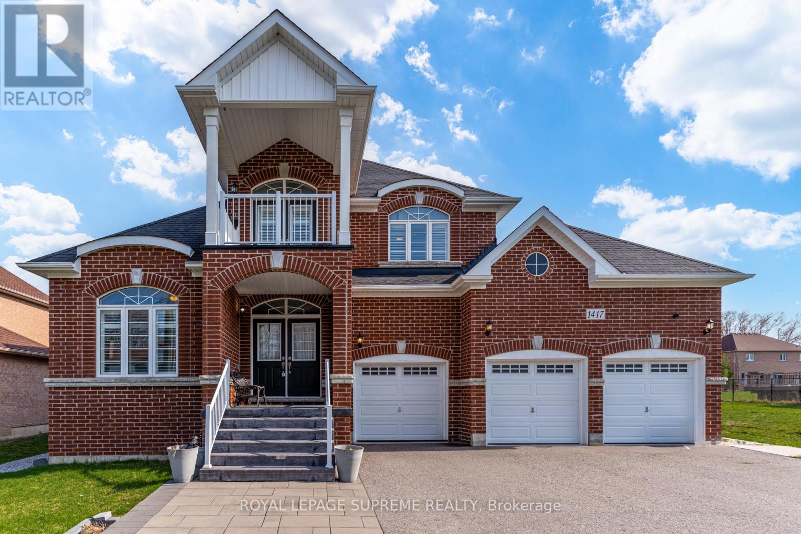 1417 Gilford Rd, Innisfil, ON L0L 1R0
