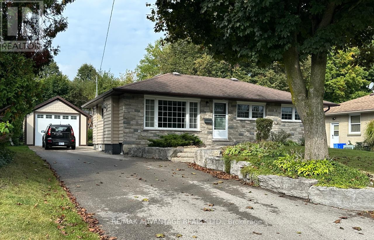 303 Griffith St, London, ON N6K 2R5