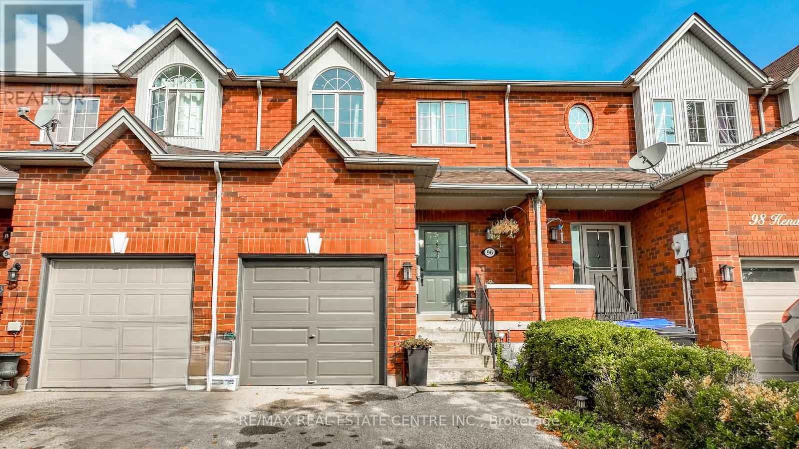 96 Henderson Cres, New Tecumseth, ON L9R 1Y5