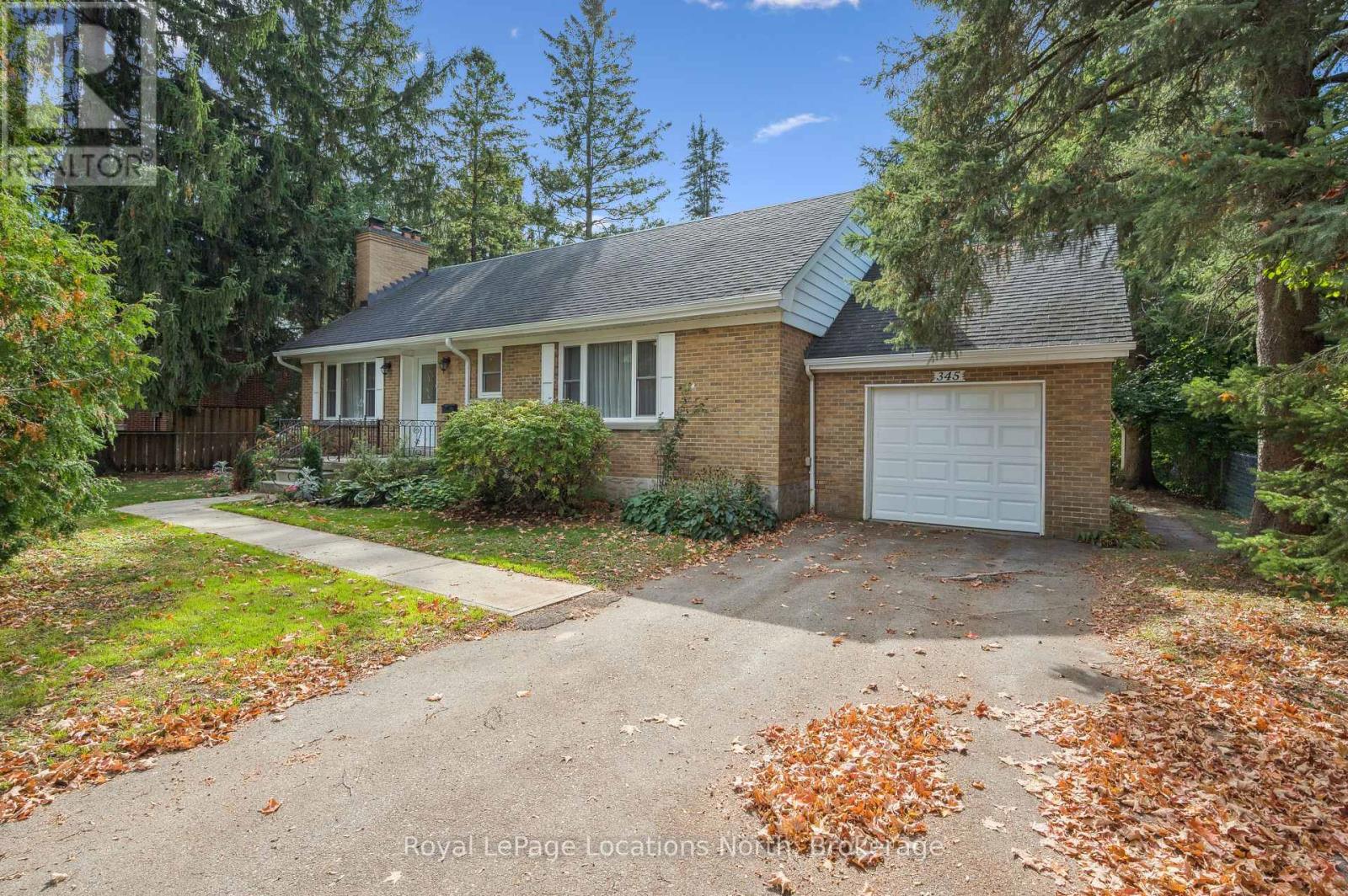 345 Thistle St, Centre Wellington Fergus, ON N1M 2C6