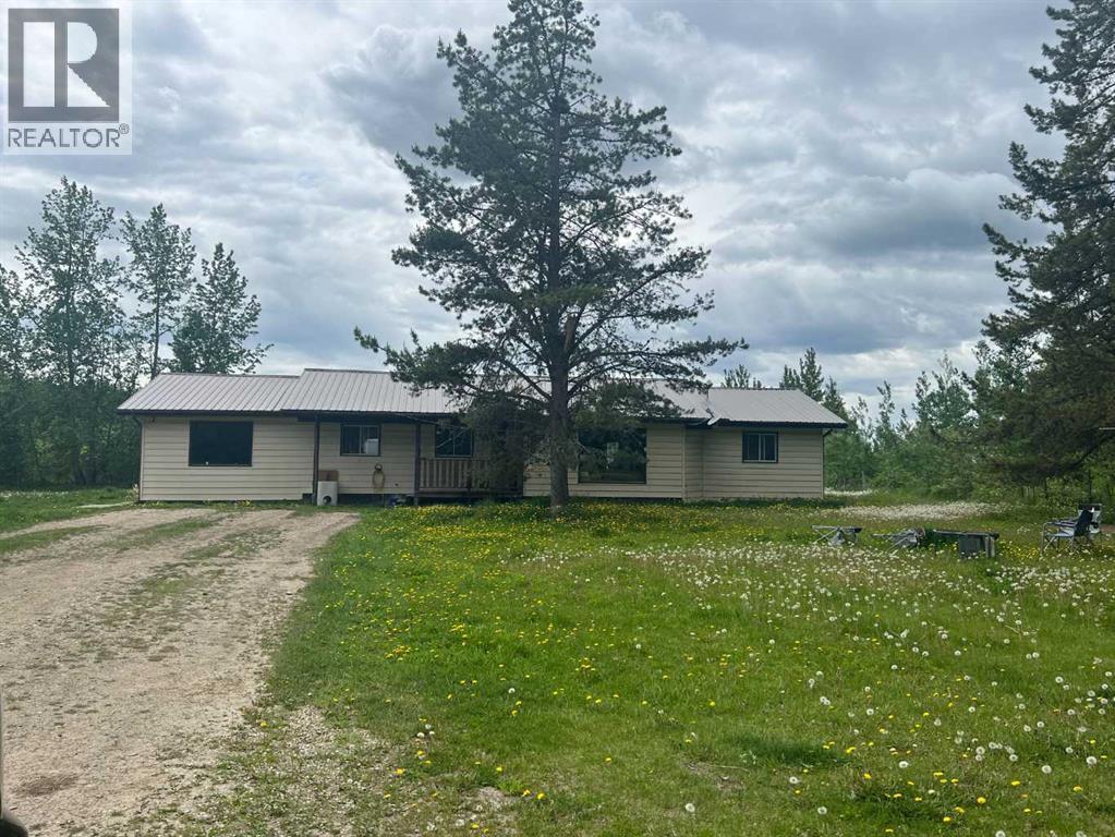 14305 Township Road 554, Rural Yellowhead County, AB T7E 3Y6