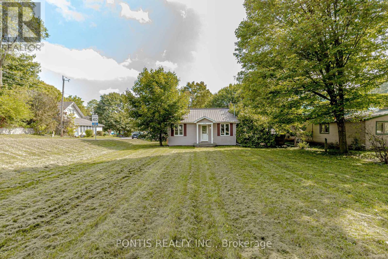 738 Mount Pleasant Rd, Brant, ON N0E 1K0