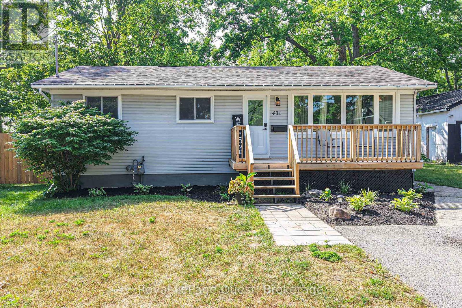 401 Mississaga St W, Orillia, ON L3V 3C4