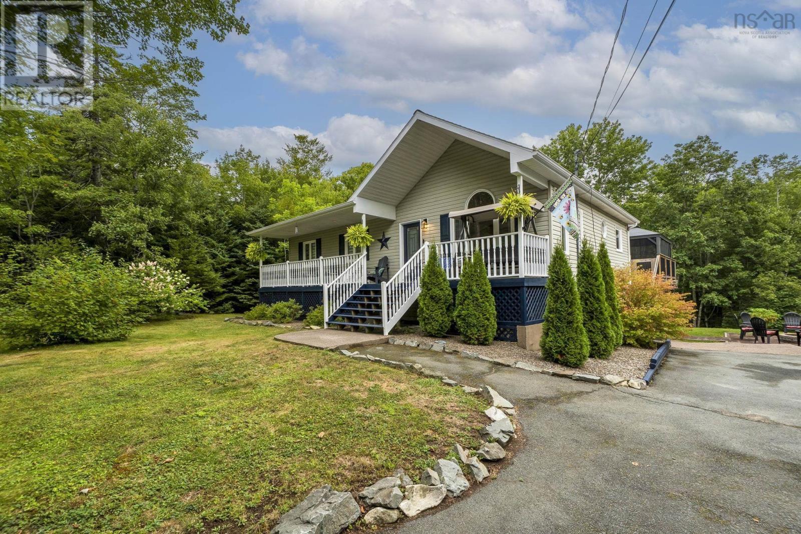 15 Shepherds Ln, Lawrencetown, NS B2Z 1E6