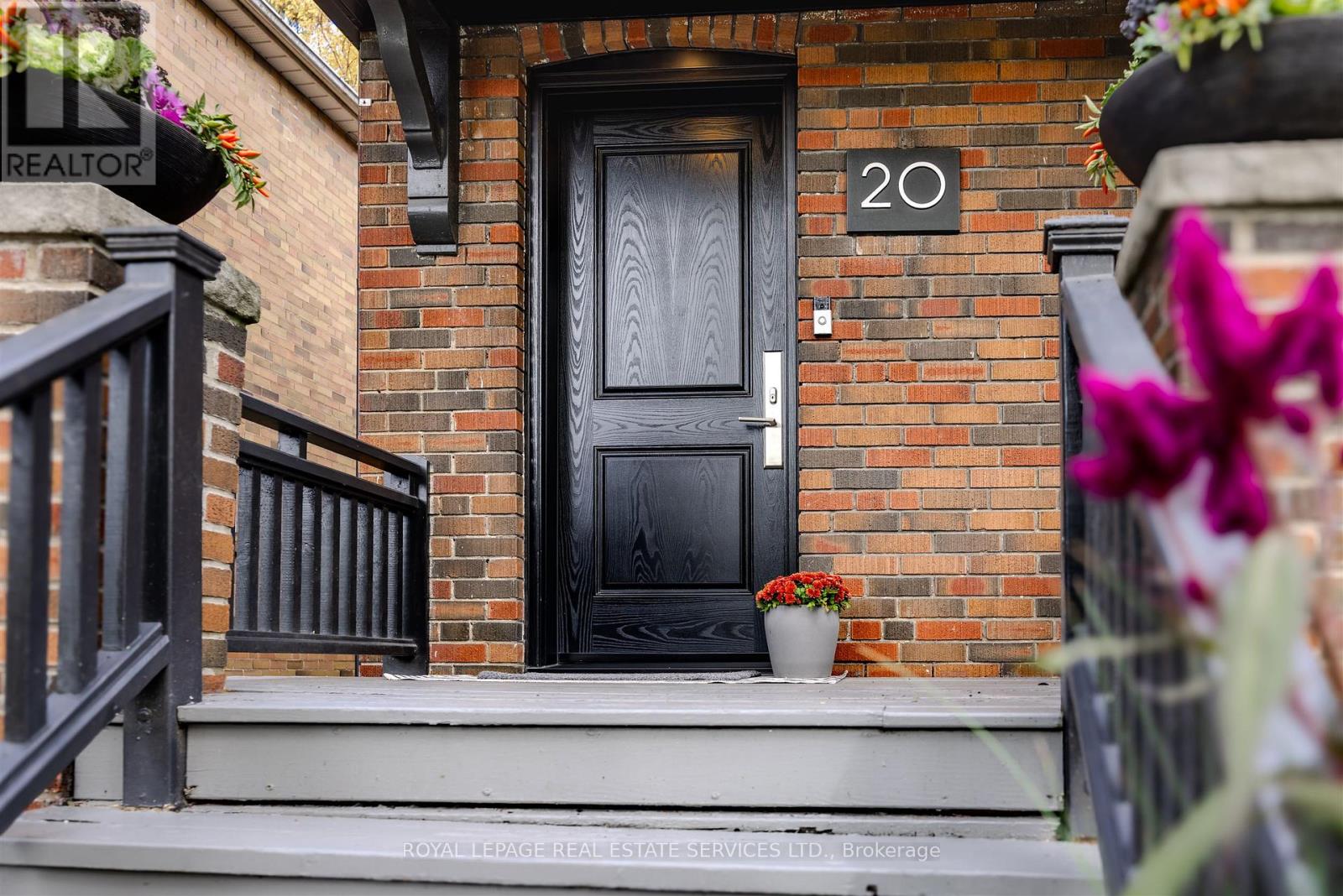 20 Verbena Ave, Toronto, ON M6S 1K1