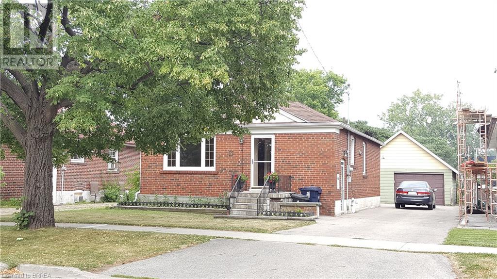 57 Bellman Ave, Etobicoke, ON M8W 4A5
