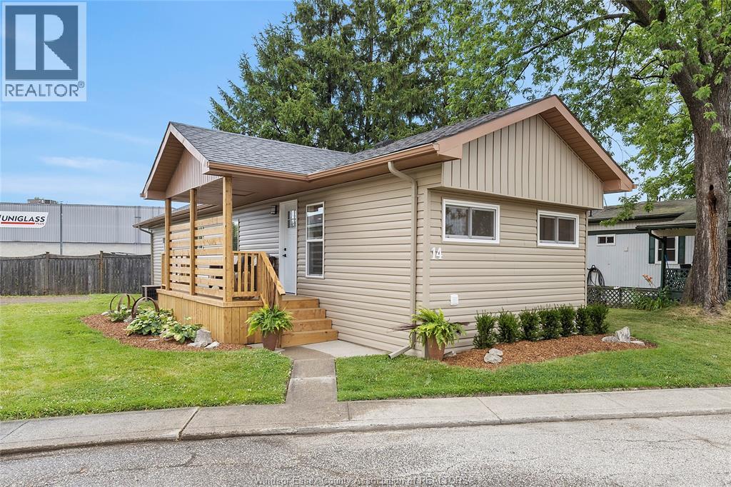 14 Robin Cres, Lakeshore, ON N0R 1A0