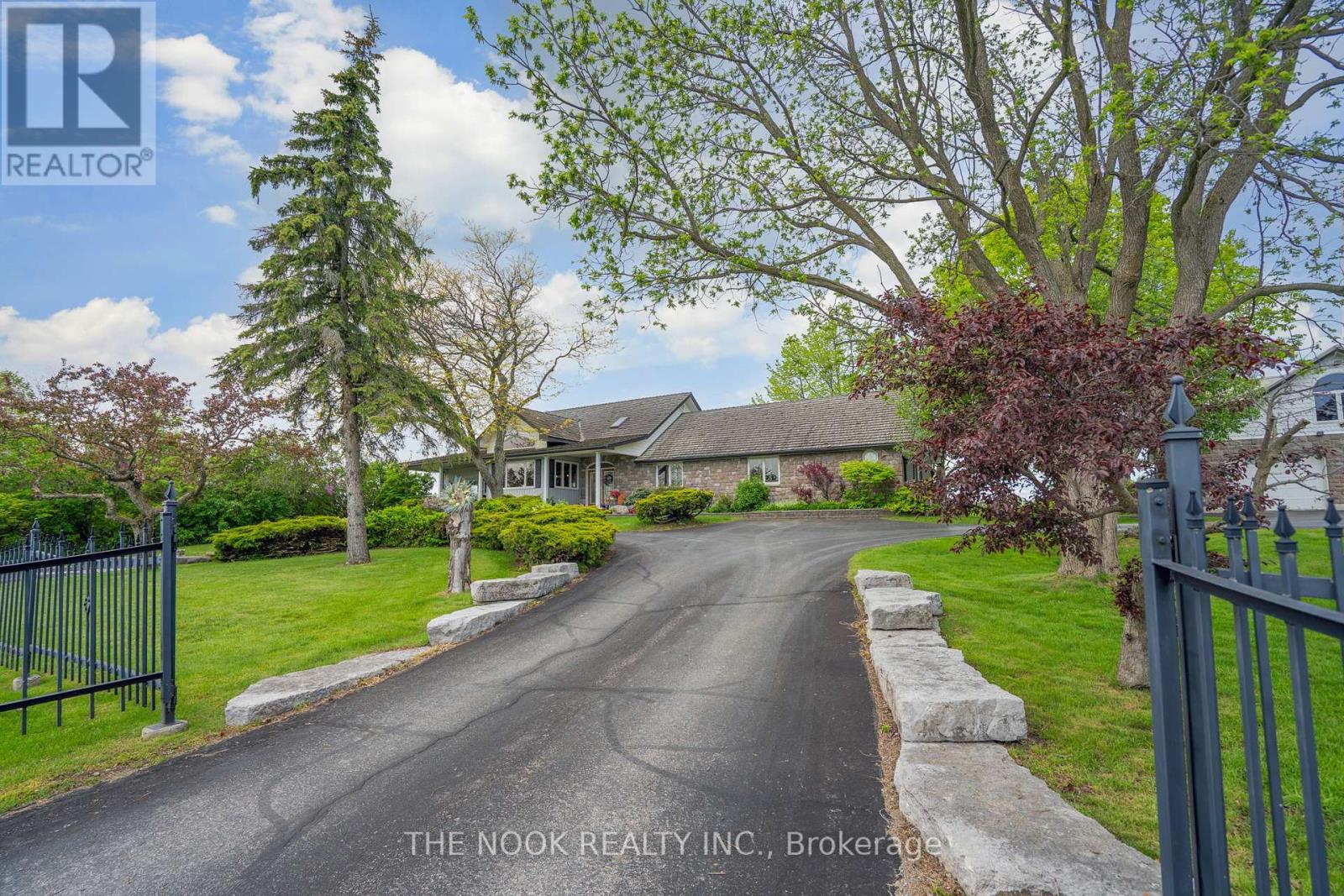 593 Pigeon Creek Rd, Kawartha Lakes Manvers, ON L0B 1K0