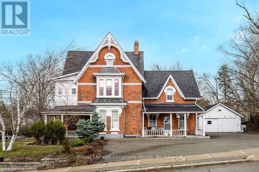3 Peel St, Barrie, ON L4M 3K7