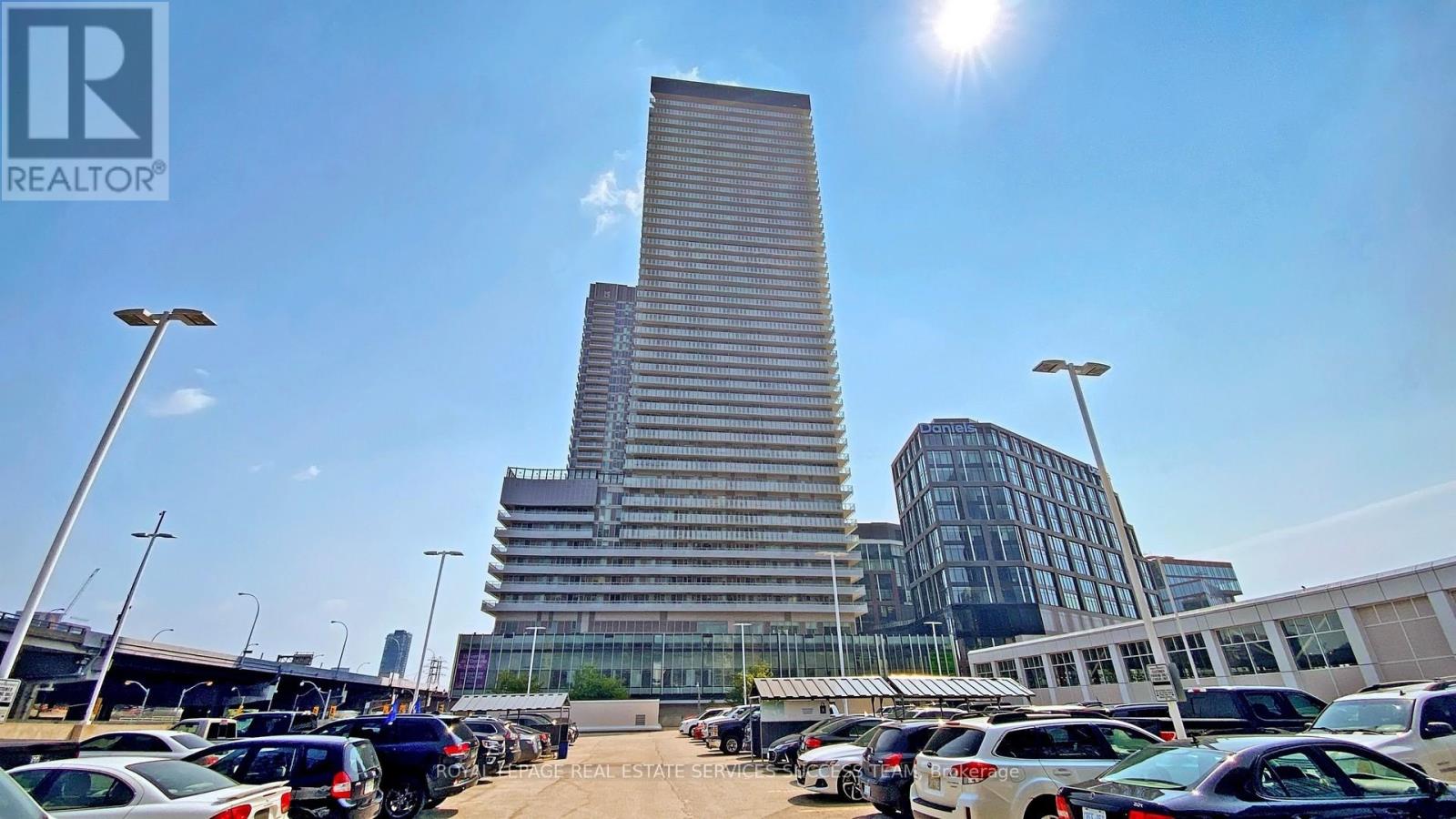 2110 A Unit 15 Lower Jarvis St, Toronto, ON M5E 0C4