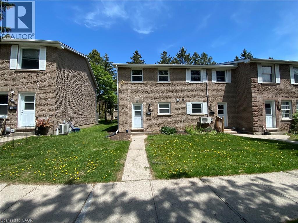 160 Westcourt Pl, Waterloo, ON N2L 2R7