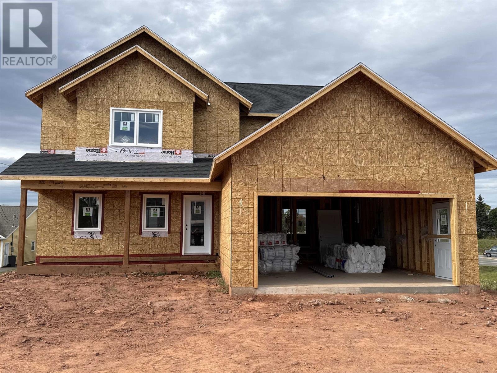 137 Oak Dr, Charlottetown, PE C1A 6T4