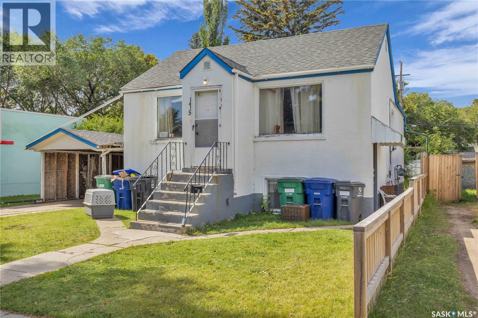 1415 D Ave N, Saskatoon, SK S7L 1P5