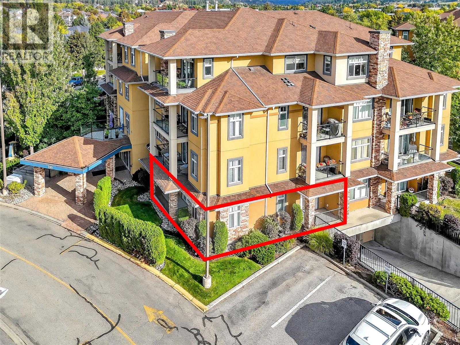 305 Whitman Road Unit 102, Kelowna, BC V1V 2P3
