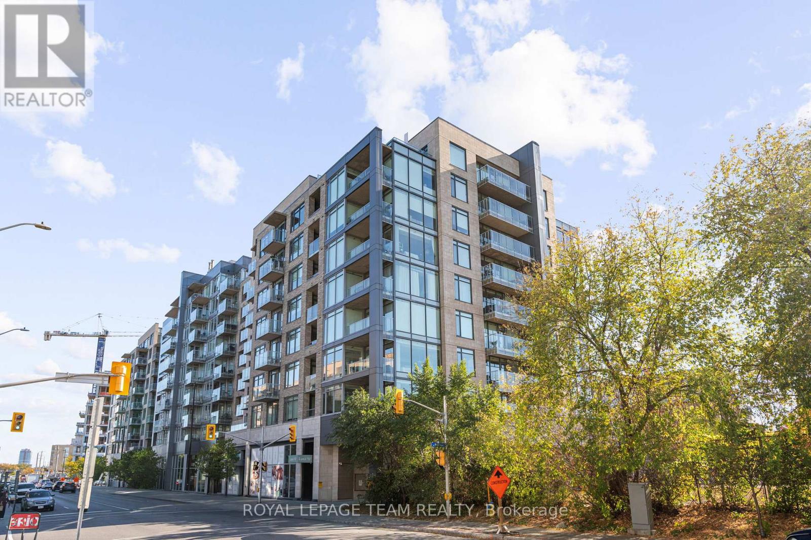 207 108 Richmond Rd, Ottawa, ON K1Z 0B3