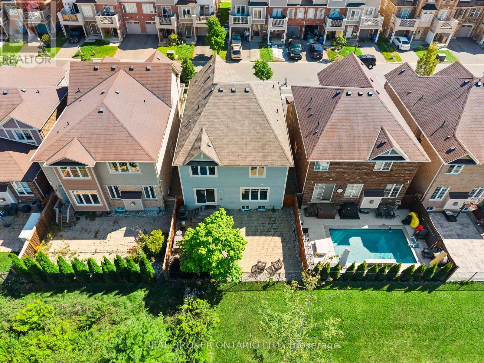 565 Attenborough Ter, Milton, ON L9T 8H6