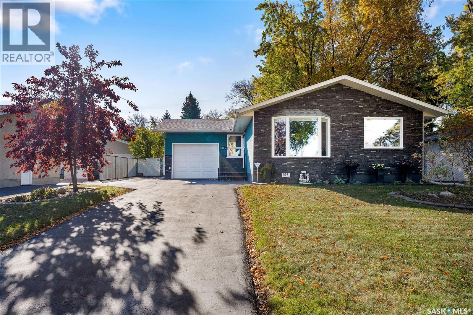 903 Branion Dr, Prince Albert, SK S6V 2S6