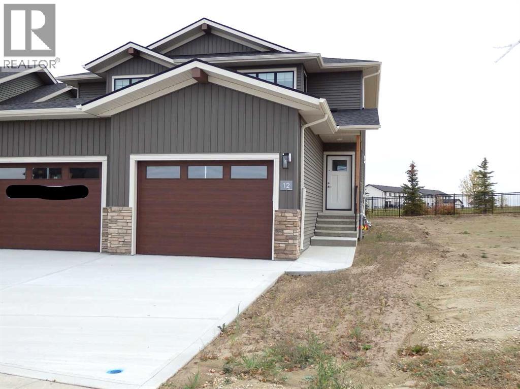 12 Springfield Blvd, Sylvan Lake, AB T4S 0S5