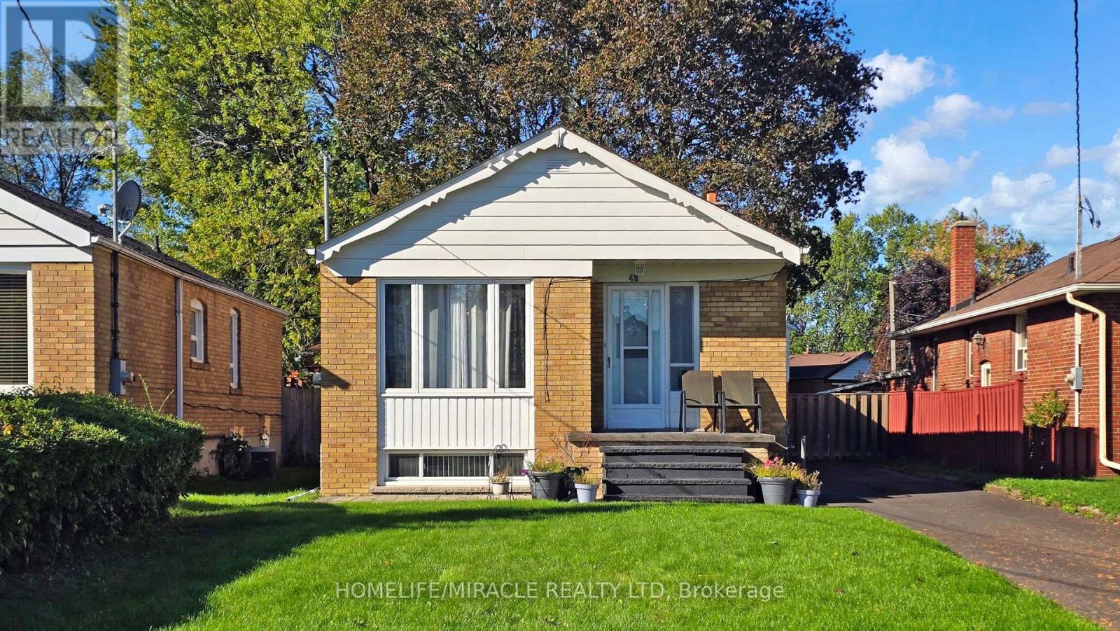 48 Frey Cres, Toronto, ON M1R 2C7