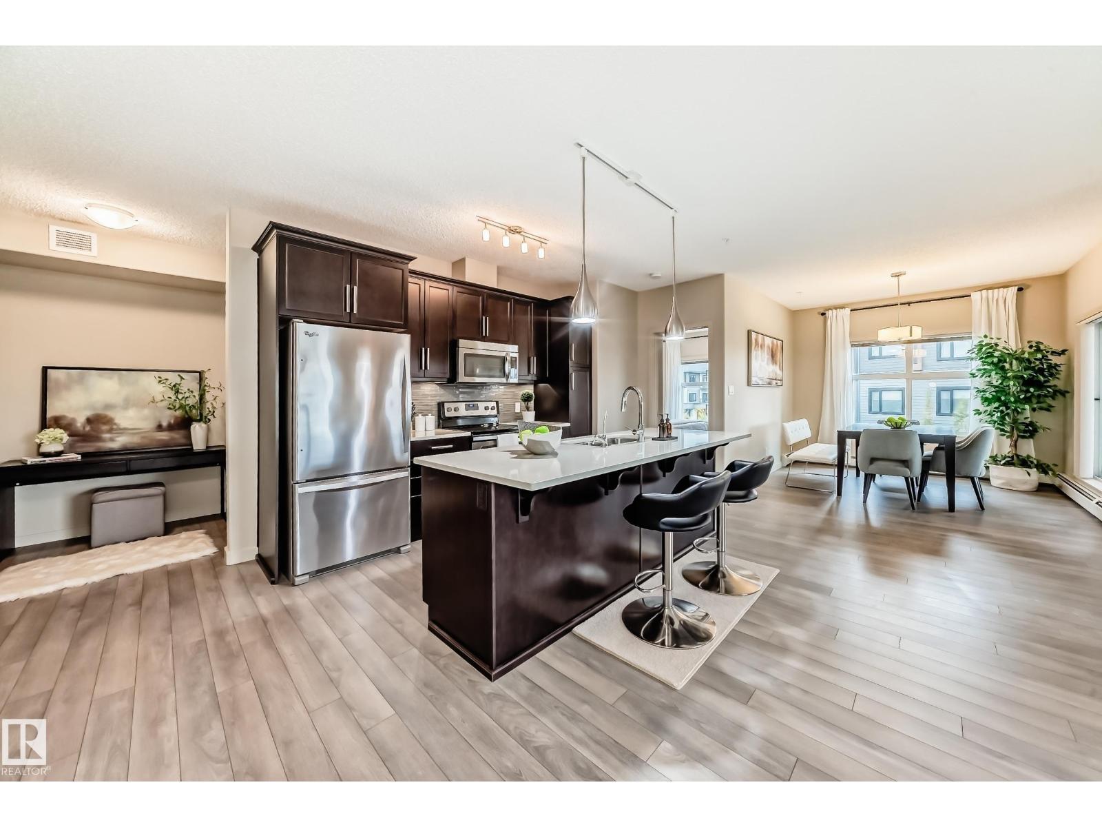 504 Griesbach Parade Northwest #301, Edmonton, AB T5E 6V9