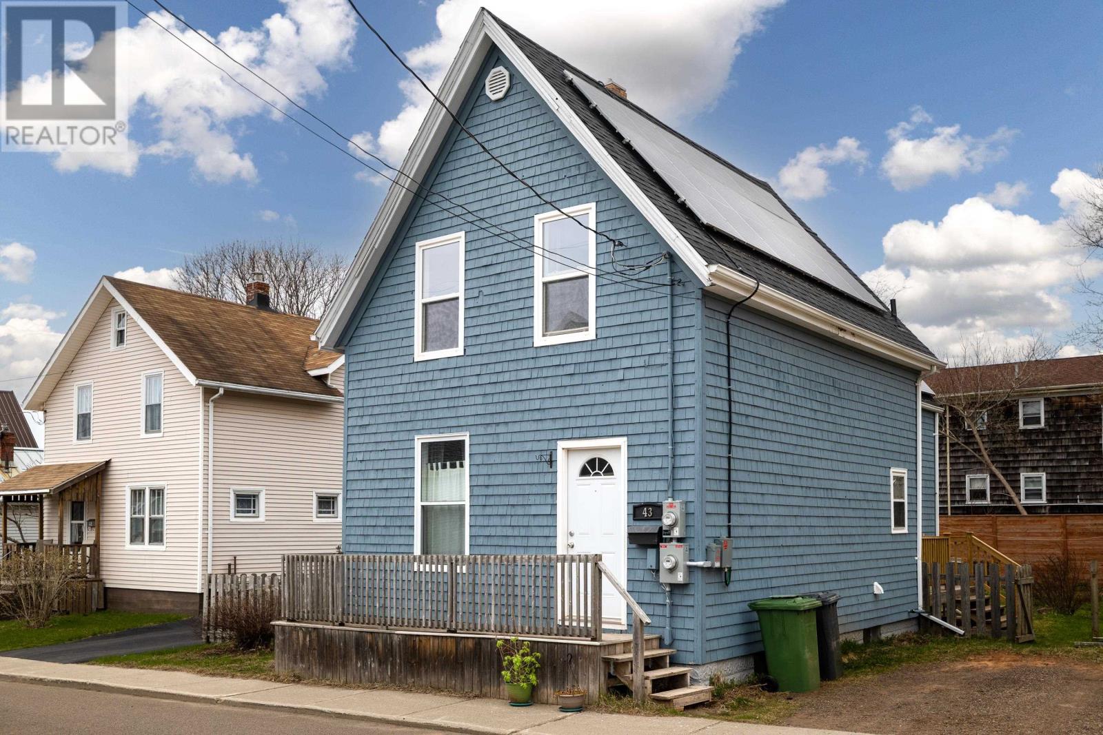 43 Reserve St, Charlottetown, PE C1A 2K9
