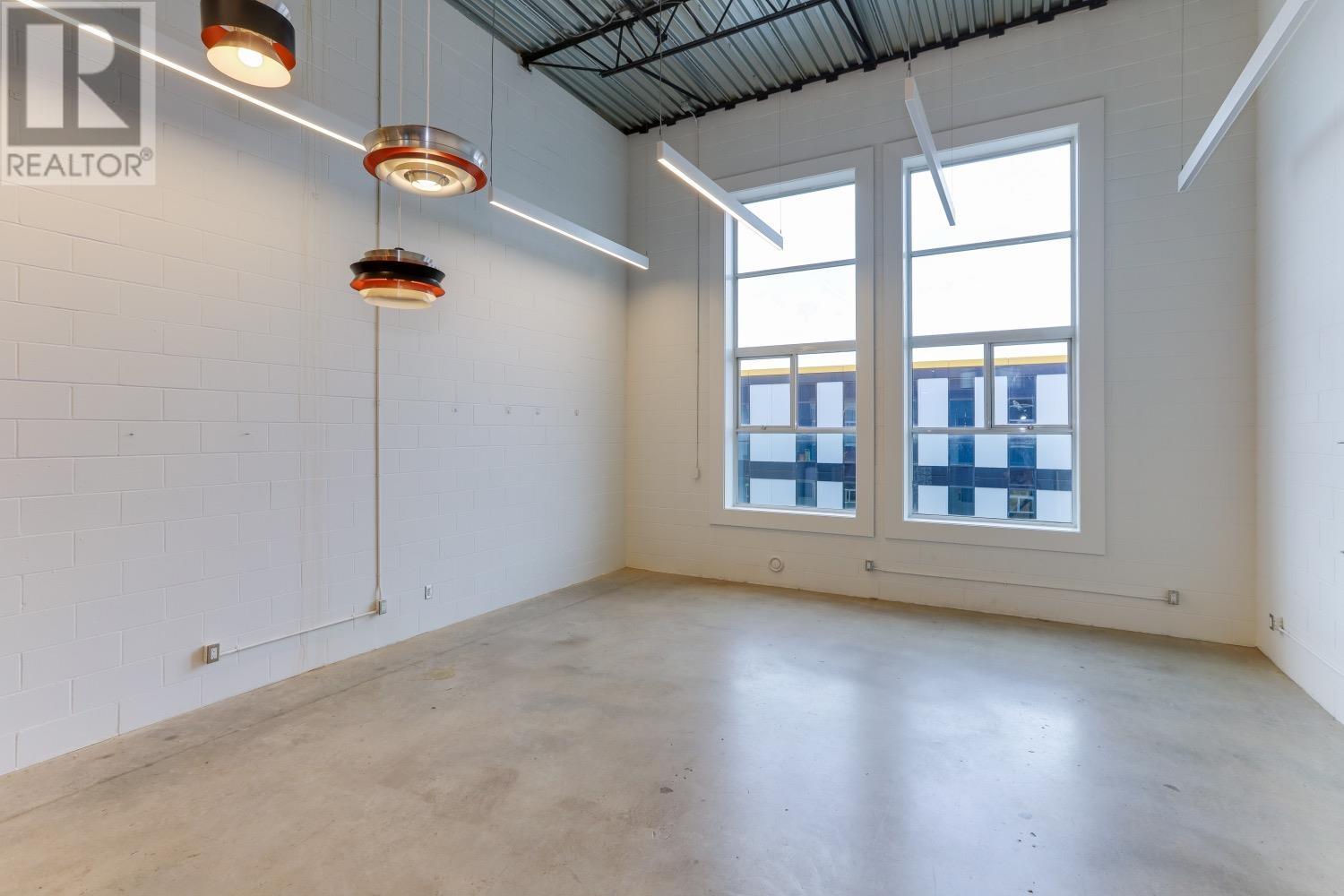 1220 E Pender Street Unit 302, Vancouver, BC V6A 1W8