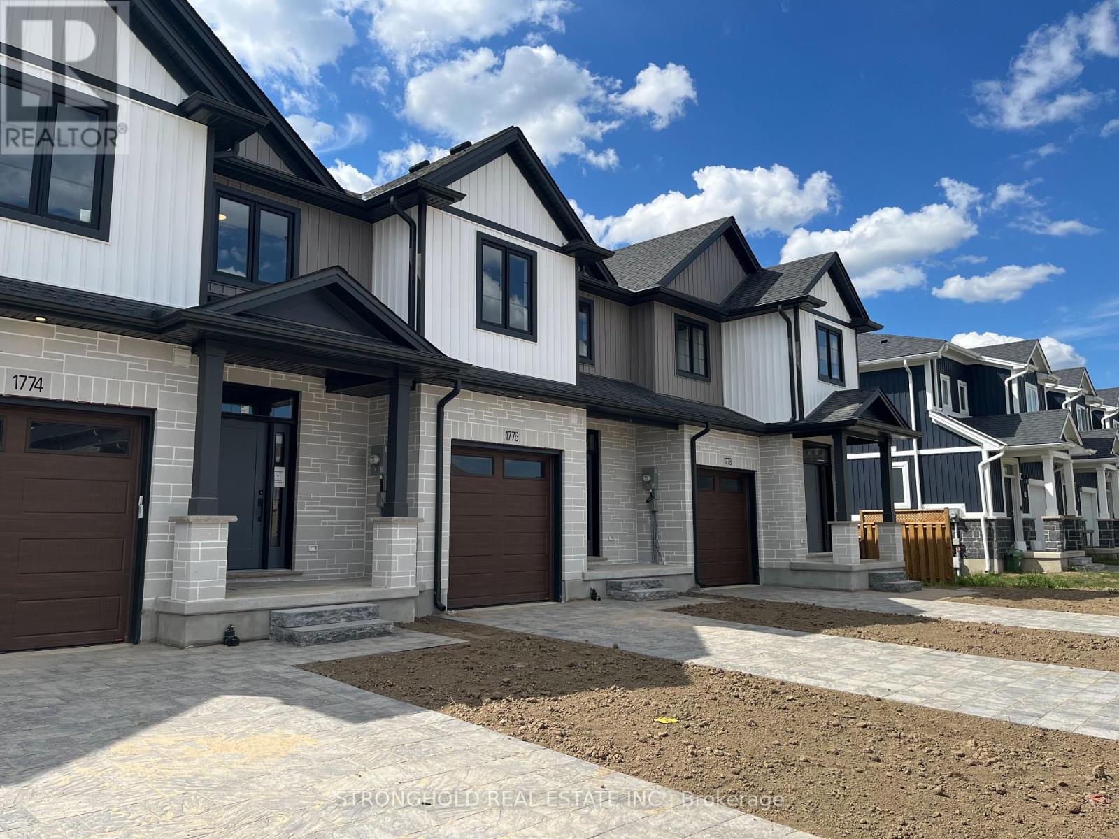 1776 Finley Cres, London, ON N6H 5M5