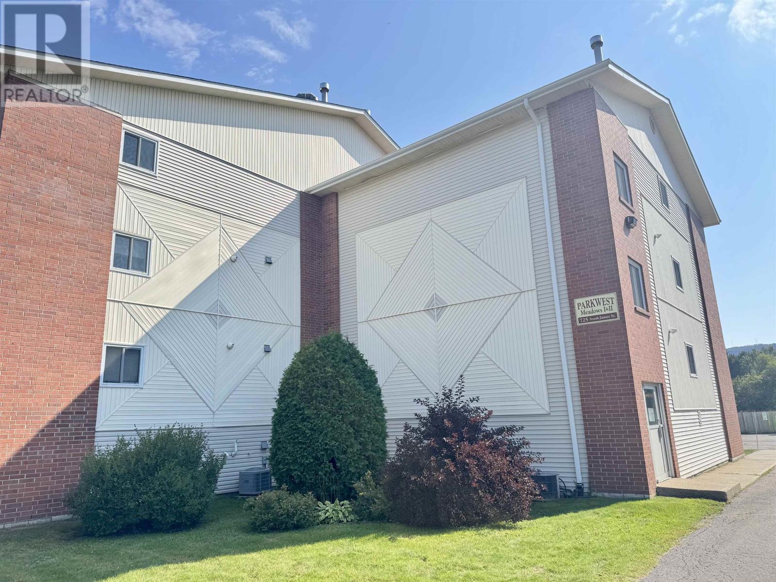 725 James St S Unit 140, Thunder Bay, ON P7E 6N3