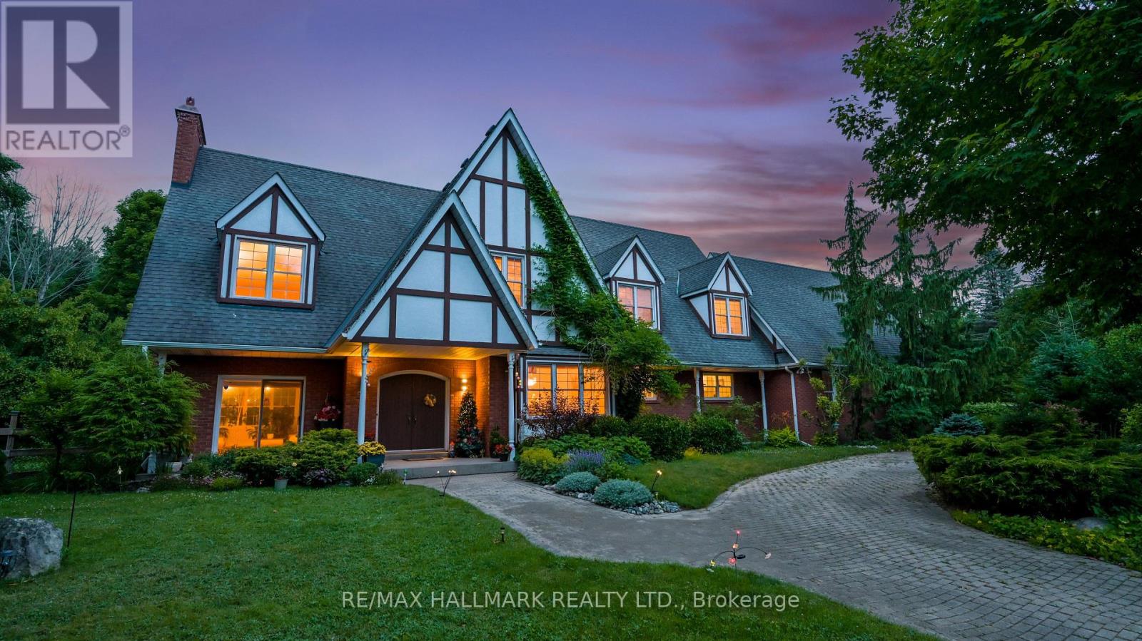 23 Forfardale Rd, Whitchurch-Stouffville, ON L4A 7X3