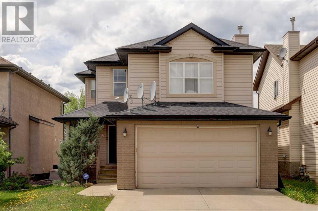 112 Cougarstone Mnr SW, Calgary, AB T3H 5N4
