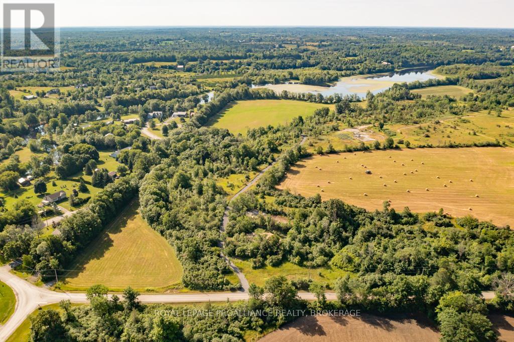 2 Petworth Rd, Stone Mills, ON K0K 3N0