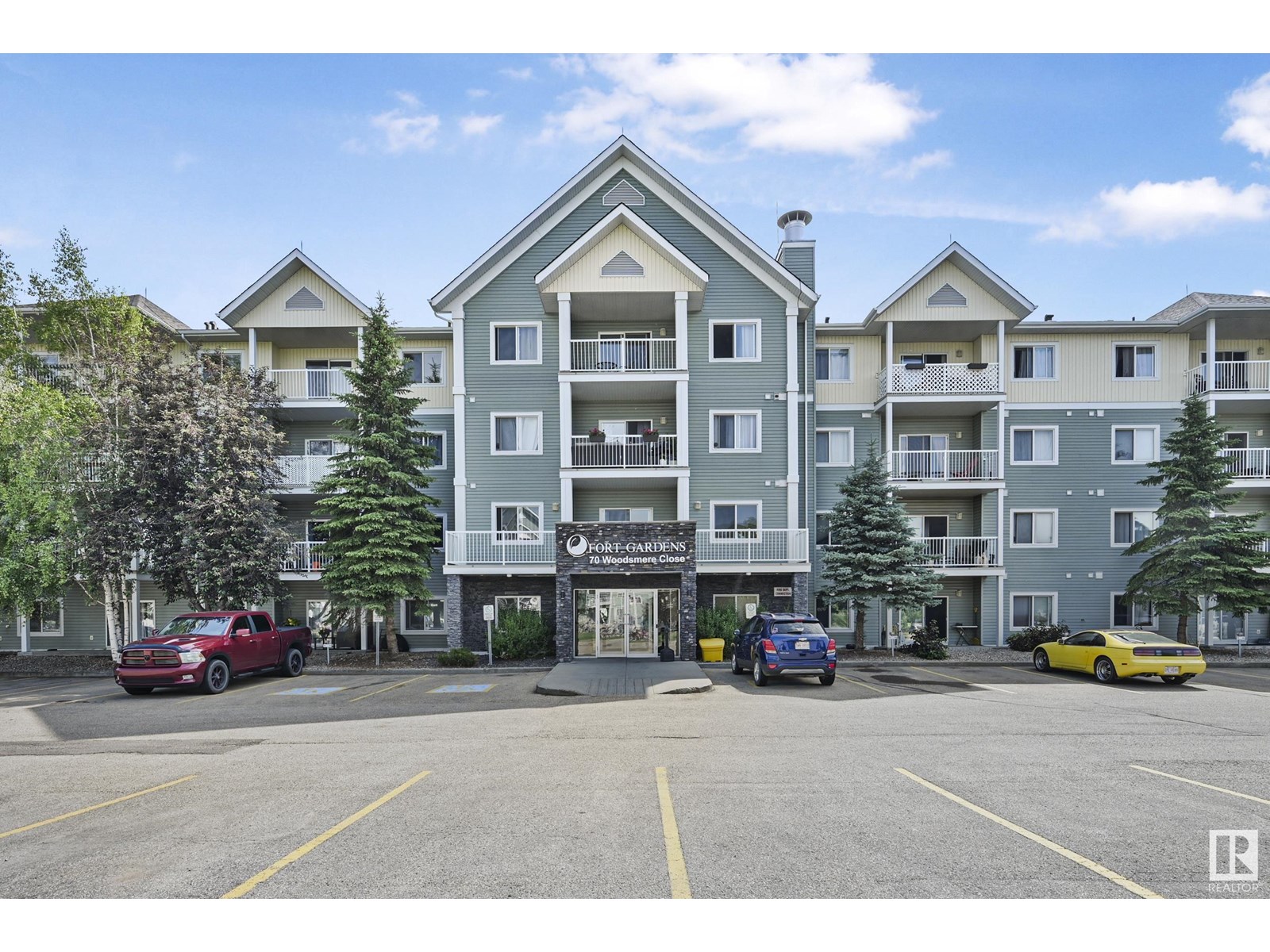 70 Woodsmere Close #117, Fort Saskatchewan, AB T8L 4R8