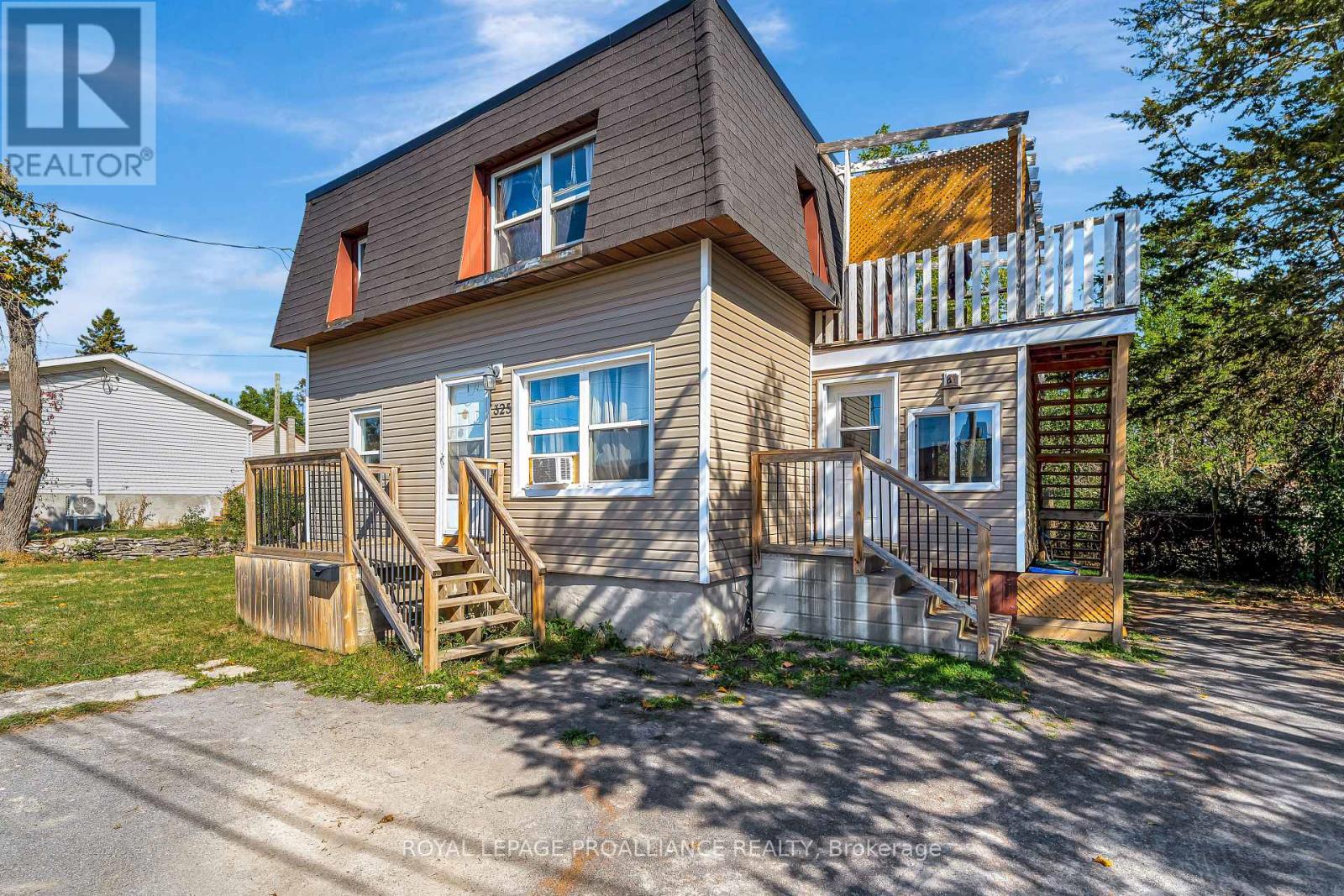 325 Sidney St, Belleville, ON K8P 3Z5