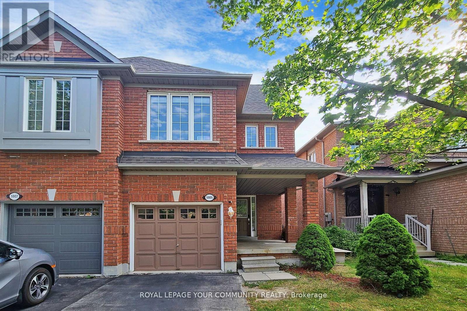 5905 Algarve Dr, Mississauga, ON L5M 6R7