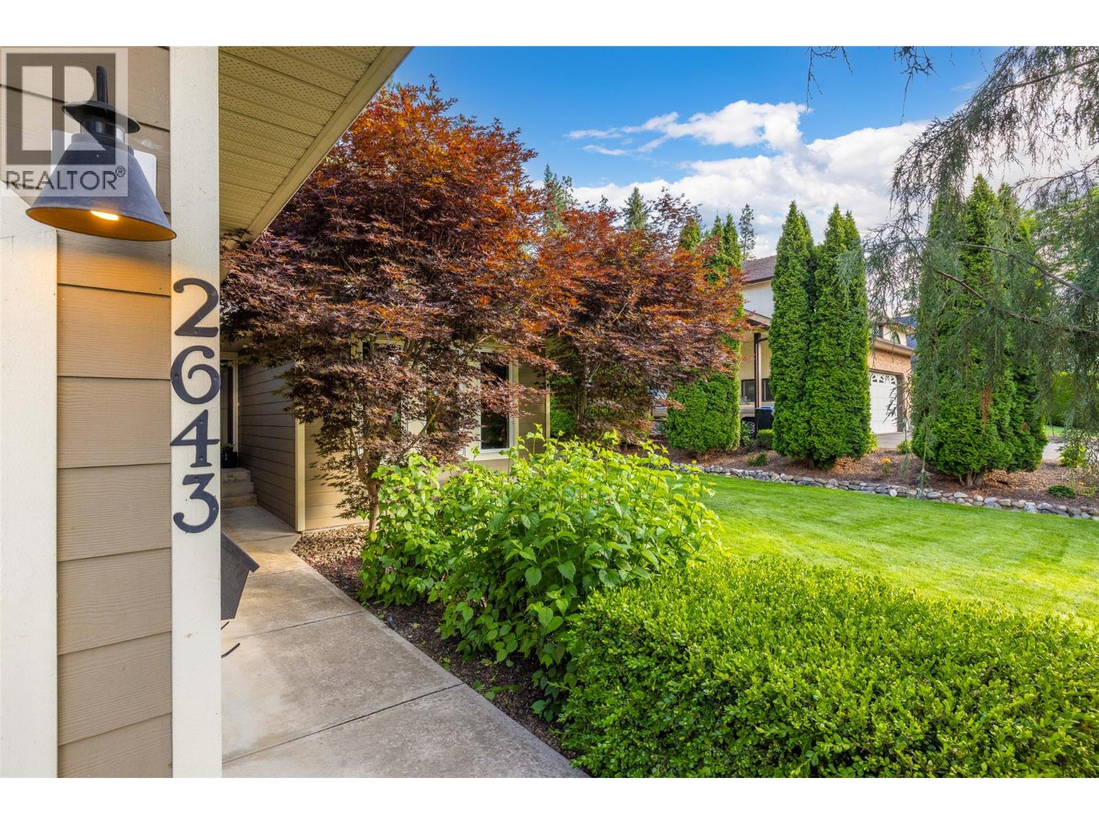 2643 Oreilly Rd, Kelowna, BC V1W 2X9