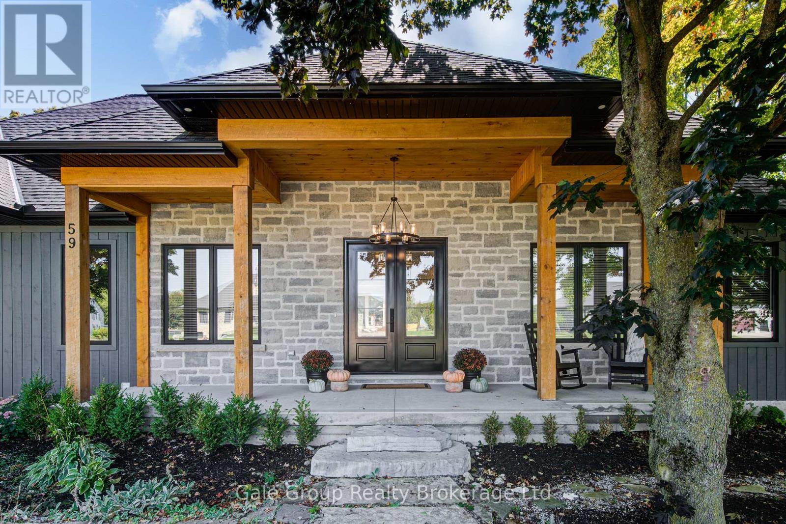59 N Street W, Norwich, ON N0J 1R0