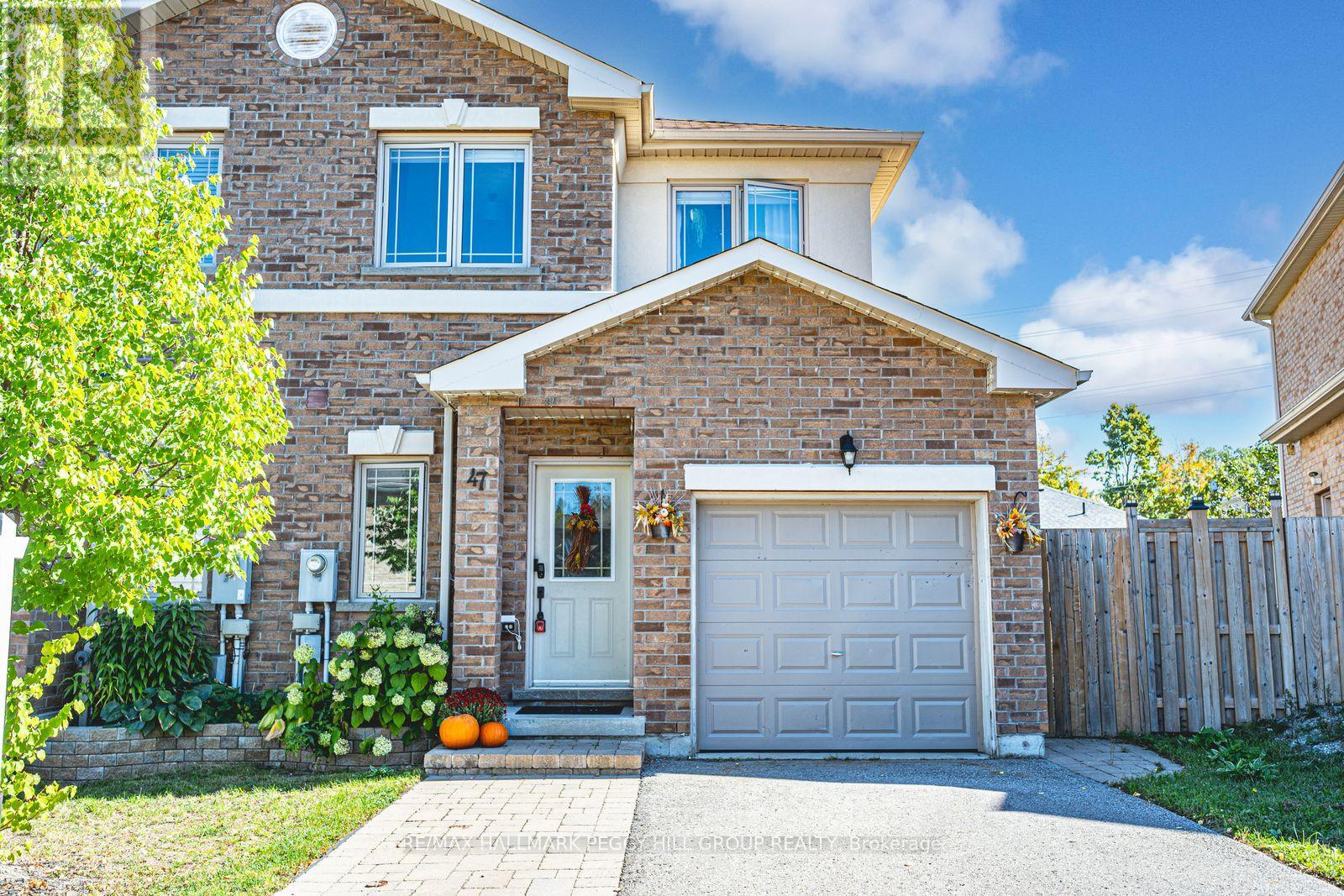47 175 Stanley St, Barrie, ON L4M 0G2