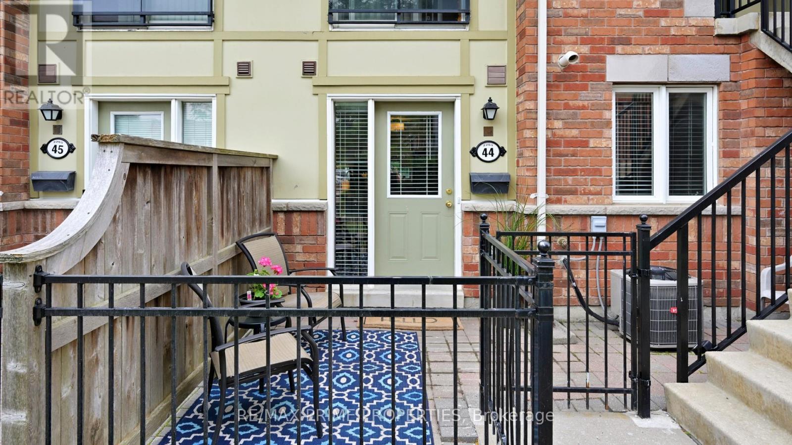 44 2265 Bur Oak Ave, Markham, ON L6E 0B8