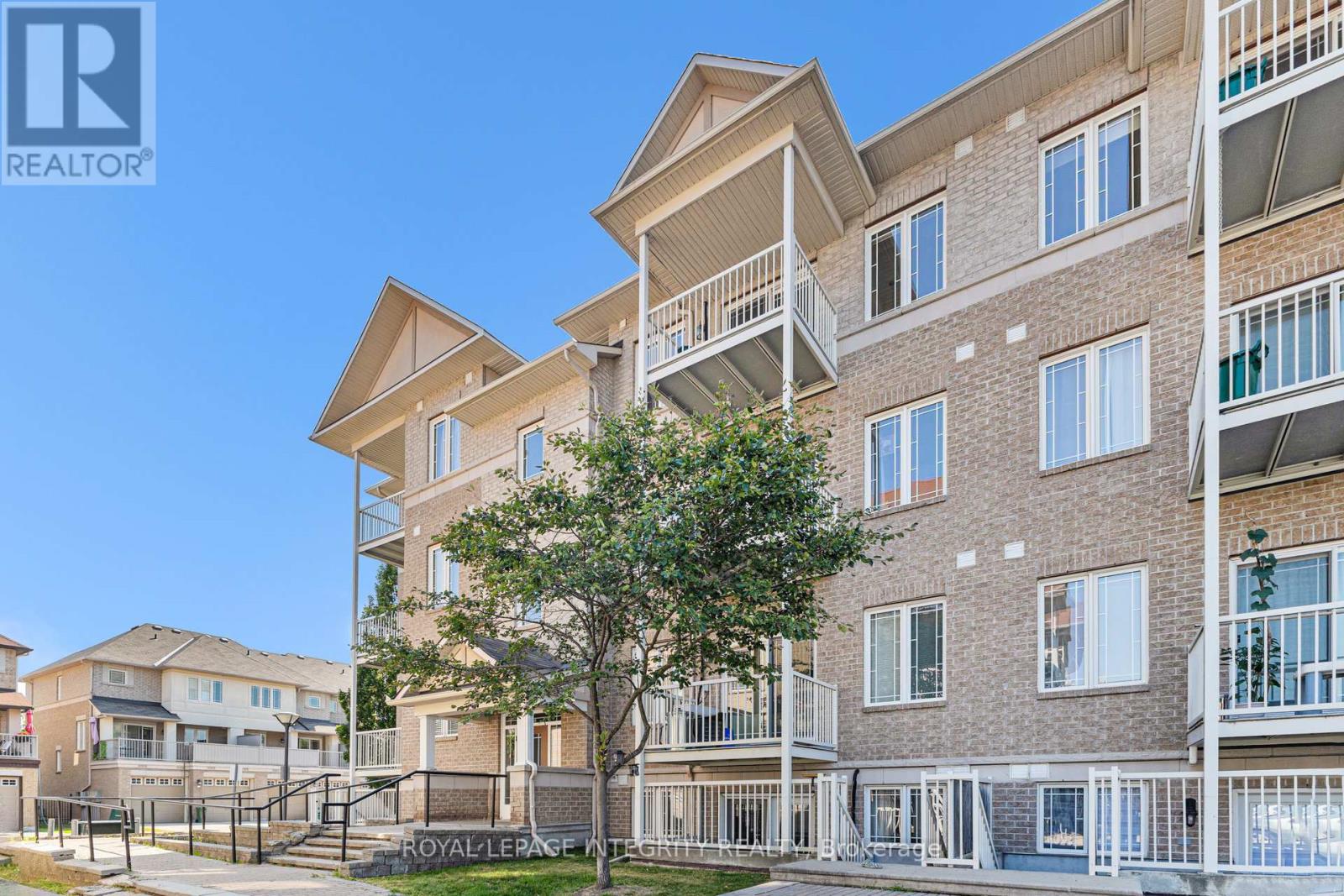 8 188 Paseo Private, Ottawa, ON K2G 4N7