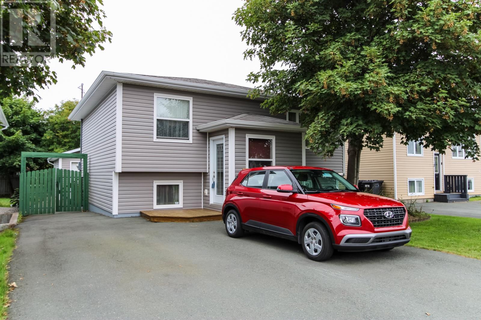 3 Paddon Pl, Mount Pearl, NL A1N 4C4