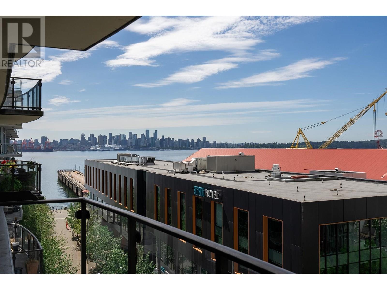 162 Victory Ship Way Unit 707, North Vancouver, BC V7L 0B4