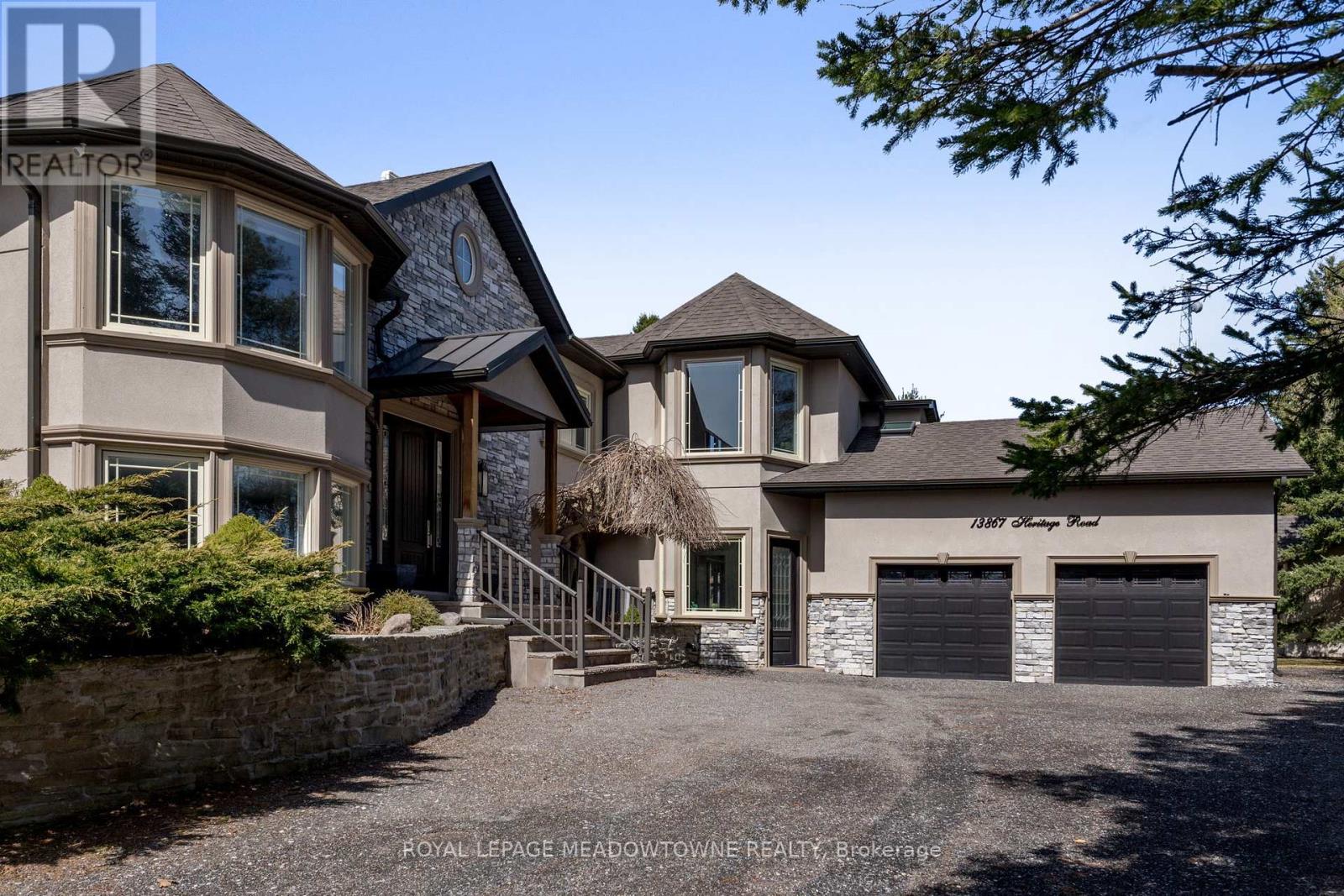 13867 Heritage Rd, Caledon, ON L7C 3E9