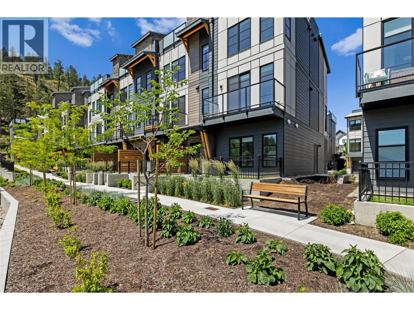 1455 Cara Glen Court Unit 118, Kelowna, BC V1V 3B8