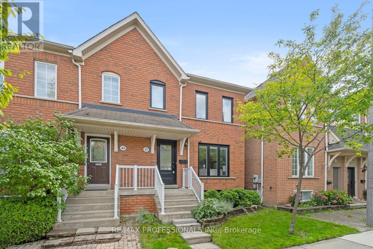 47 Tarragona Blvd, Toronto, ON M6N 5C2