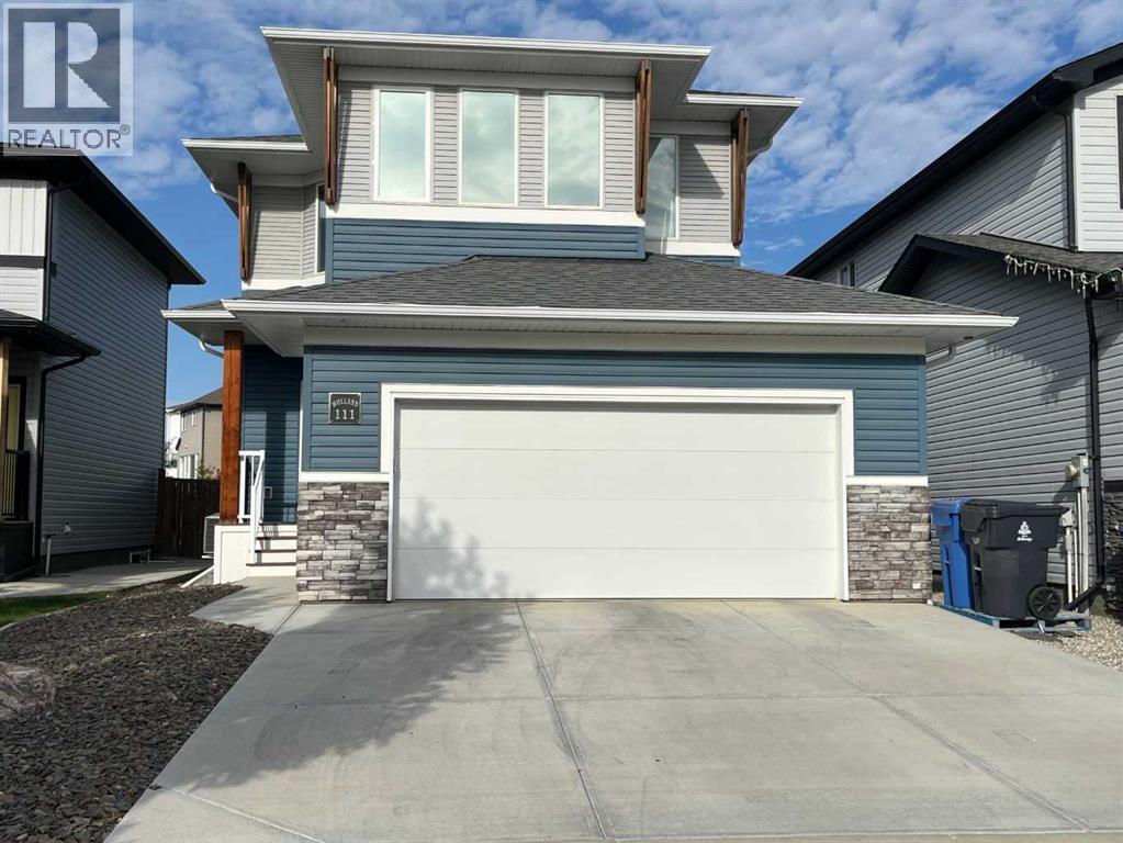 111 Moonlight Blvd W, Lethbridge, AB T1J 5L1