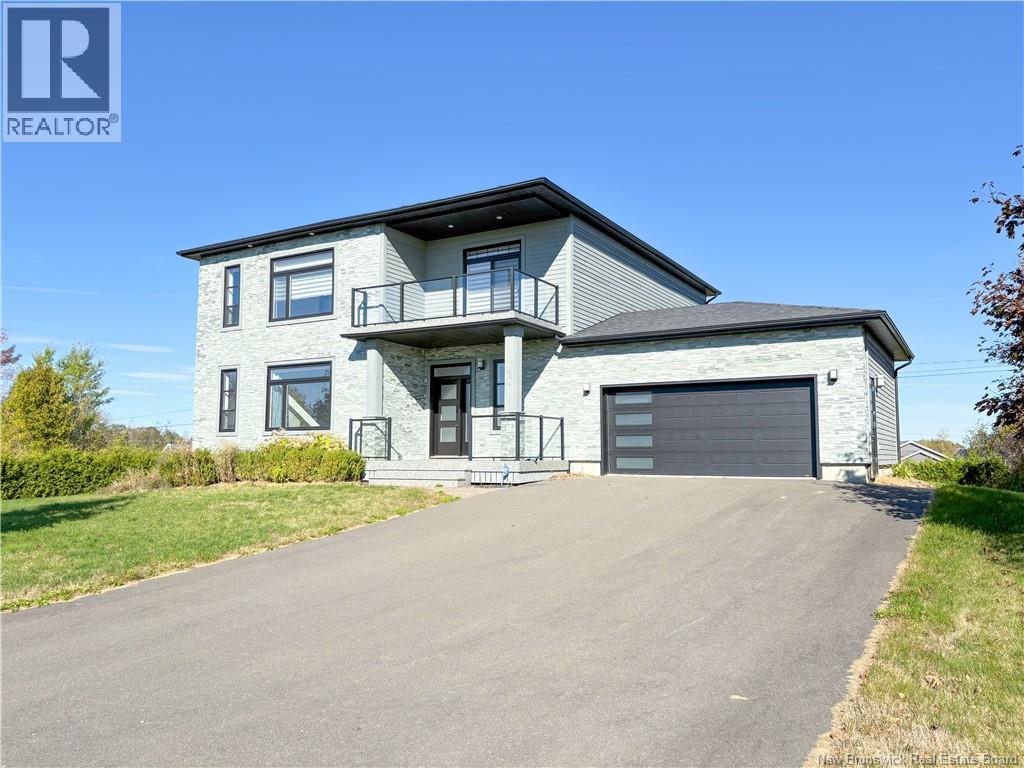 44 Bicentennial Dr, Woodstock, NB E7M 6A7
