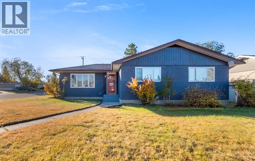 44 Street Unit 5301, Olds, AB T4H 1B7