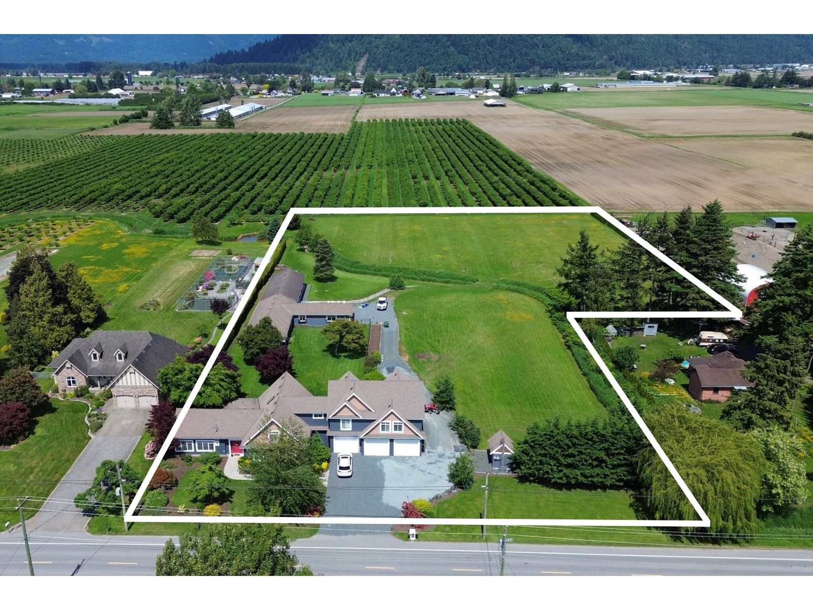 42919 S Sumas Roadgreendale Rd, Chilliwack, BC V2R 4L7